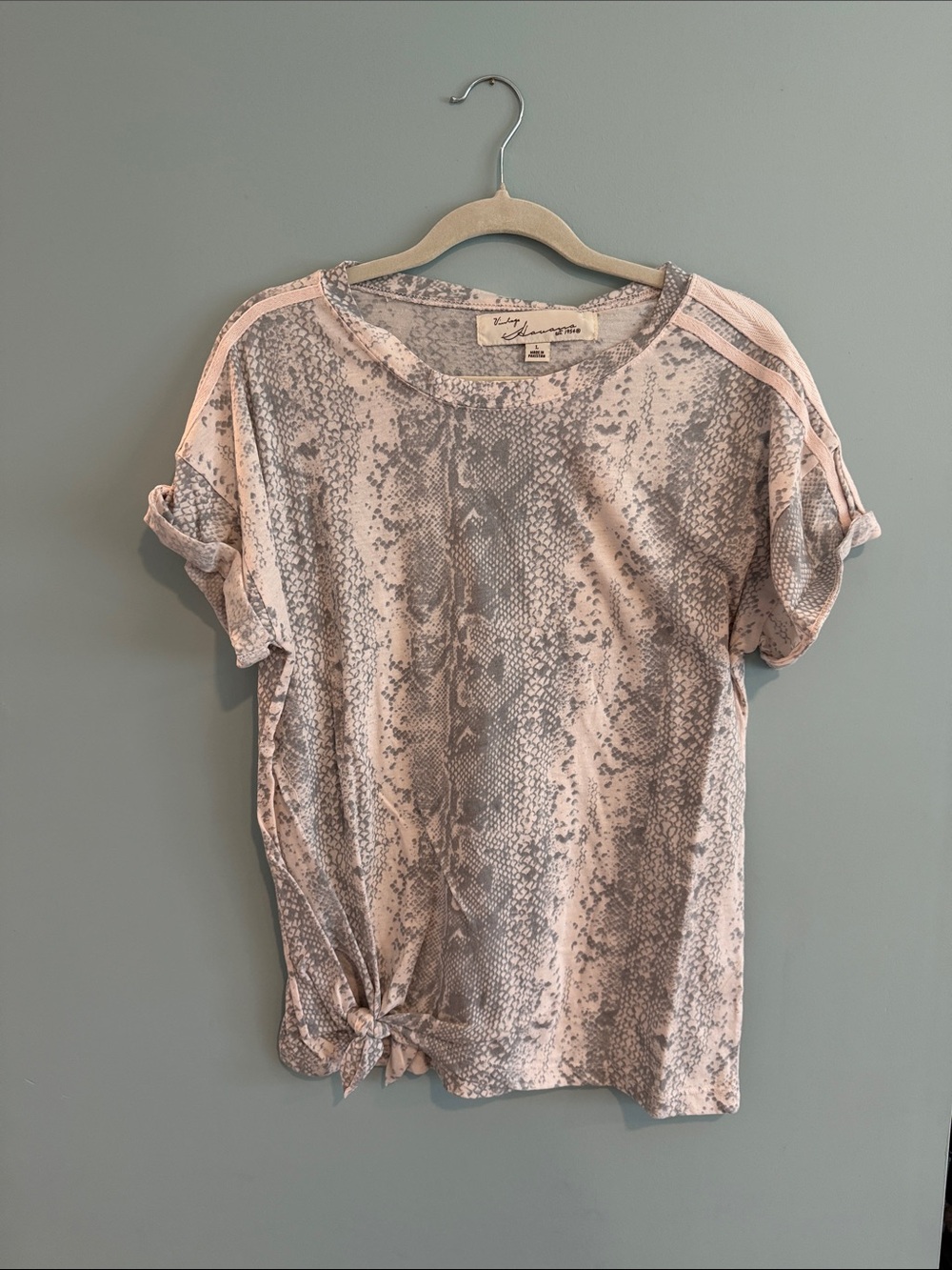 Vintage Havana Pink and Gray Snake-Print Tie-Hem Tee NWT